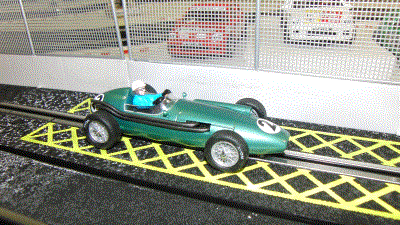 CARTRIX - 2011 - 0925 - Aston Martin DBR4 #2 - 1959 Roy Salvadori